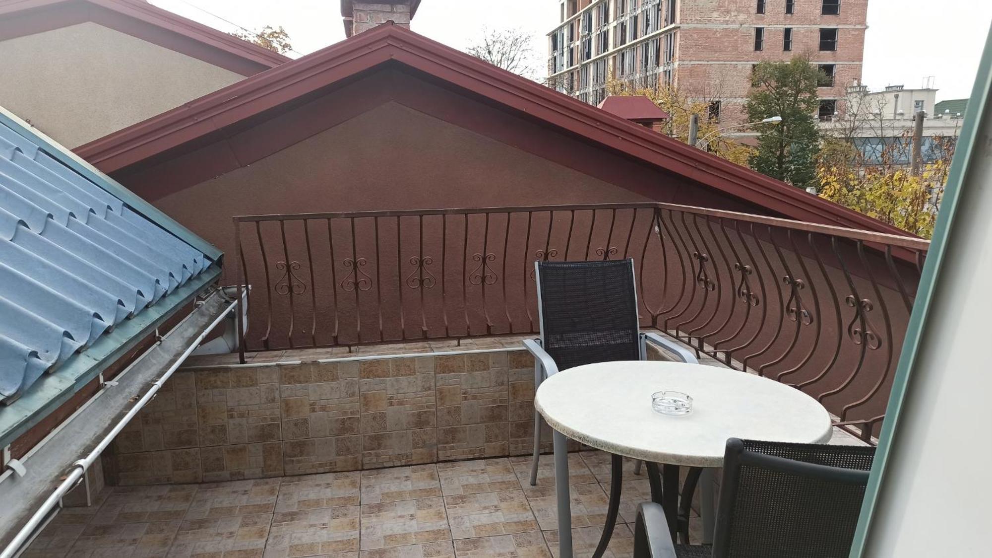 Luna Hotel Chisinau Exterior photo